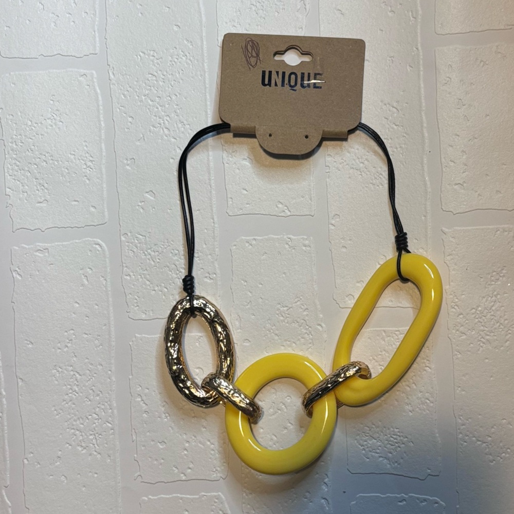 Unique Brand Chunky Necklace